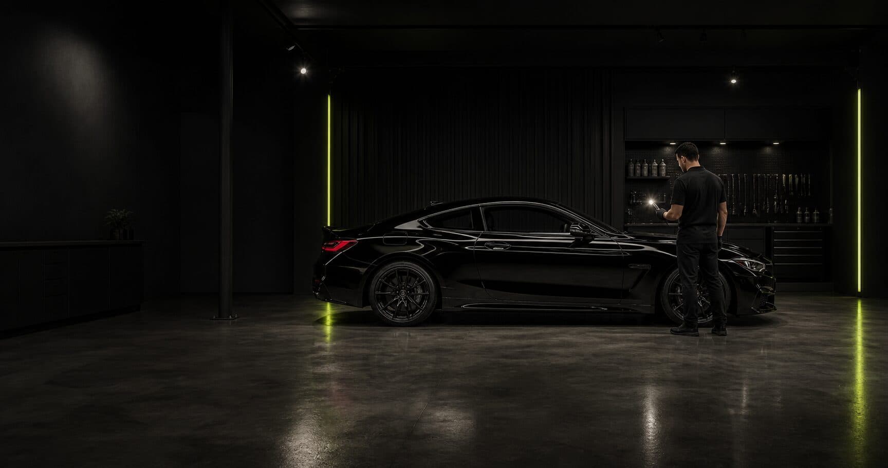 NEXEL GARAGE の施工風景
